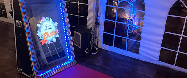 Magic Selfie Mirror